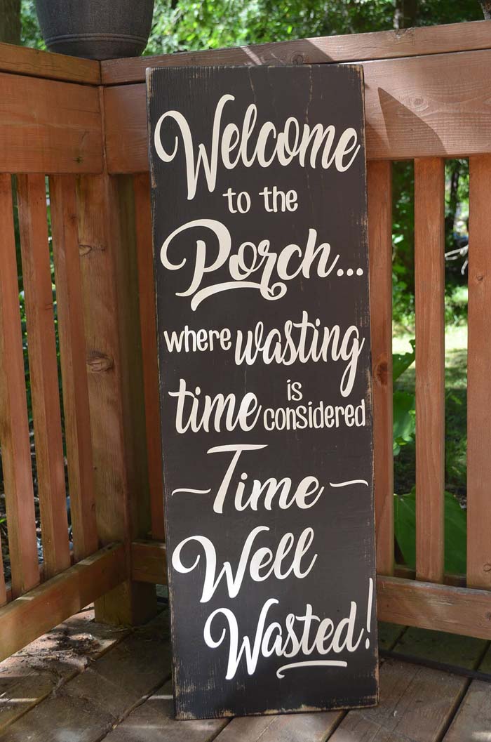 Black Painted Wooden Veranda Sign #veranda #decor #rustic #decorhomeideas