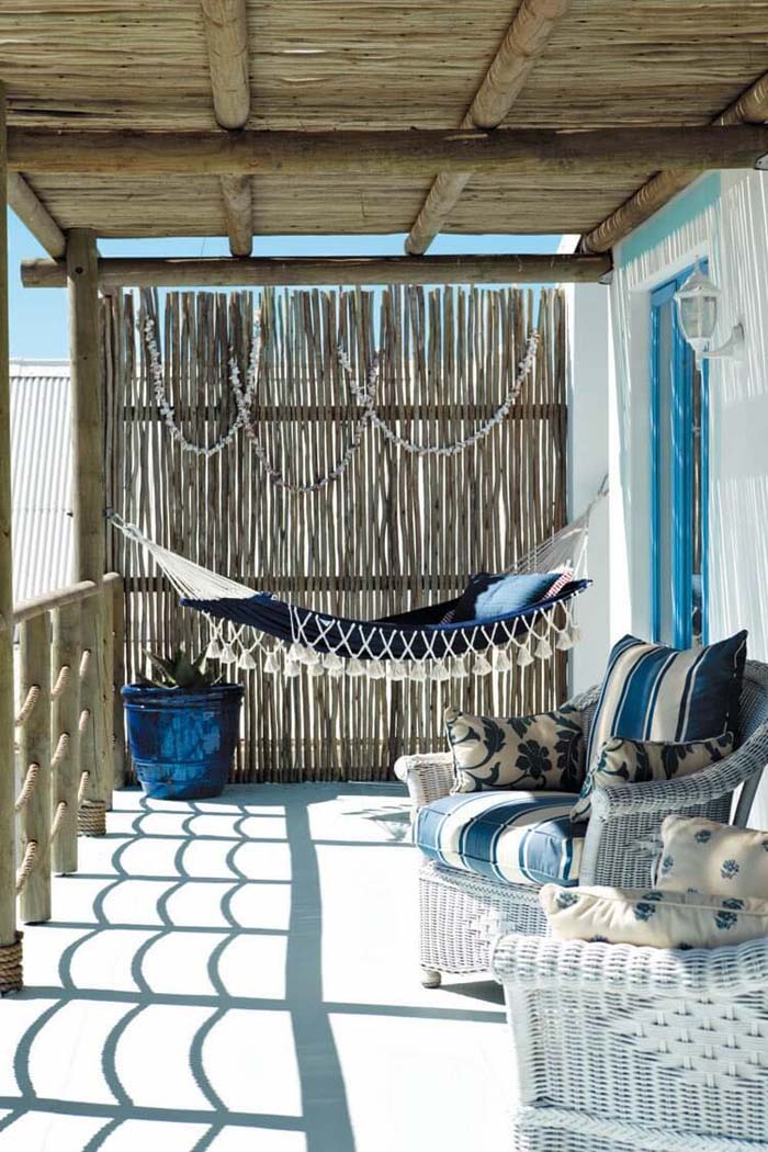 Blue and White Mediterranean Seaside Porch #porch #summer #decor #decorhomeideas