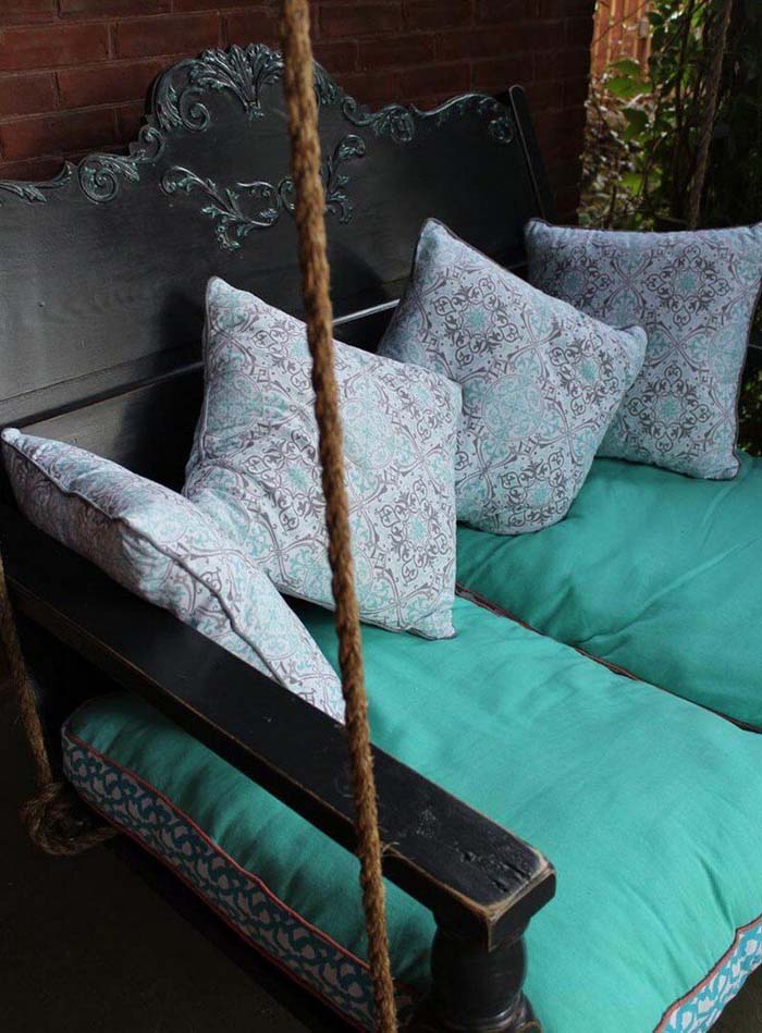 Blue Cushioned Porch Swing #porch #swing #bed #decorhomeideas