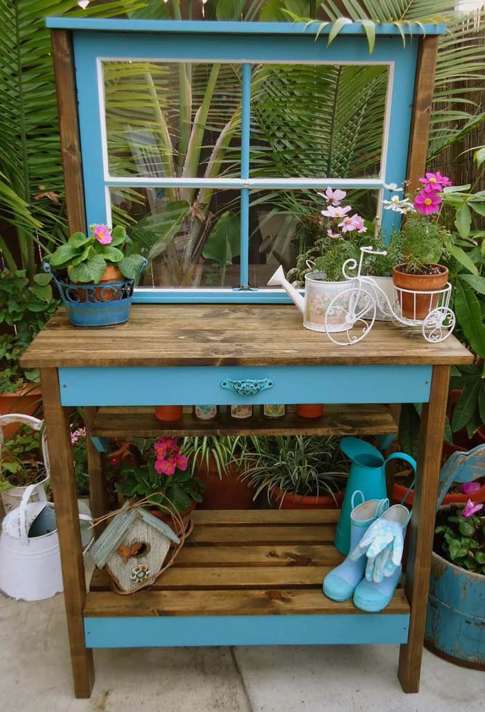 Bright Paint, Warm Stain and a Window #diy #potting #bench #garden #decorhomeideas