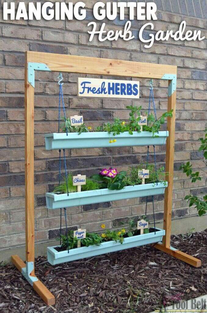 Easy DIY Rain Gutter Herb Garden #diy #planter #flower #hanging #garden #decorhomeideas