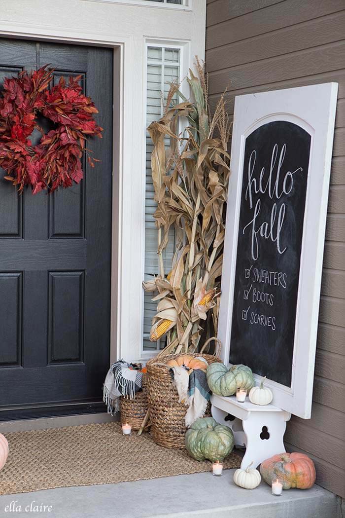 Fall Entryway Framed Chalkboard Sign #diy #porch #sign #decorhomeideas