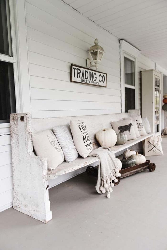 Farmhouse Porch Antique Sign #diy #porch #sign #decorhomeideas