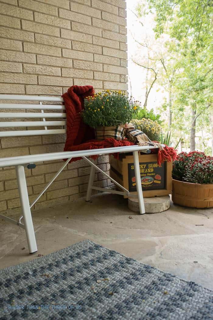 Giving Plants a Cuddly Wrap #veranda #decor #rustic #decorhomeideas