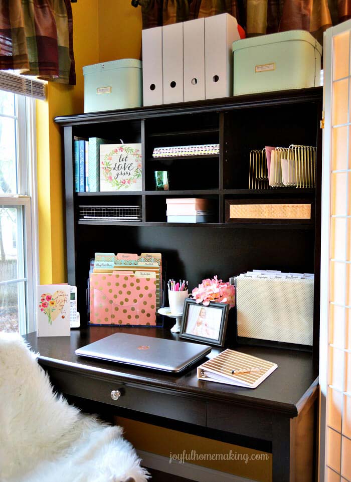 Home Office for Small Spaces #homeoffice #organization #decorhomeideas