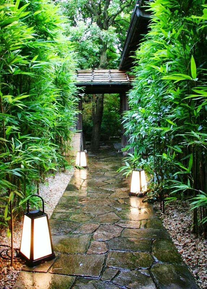 Lush Lantern-lit Irregular Flagstone #diy #pathway #walkway #garden #decorhomeideas