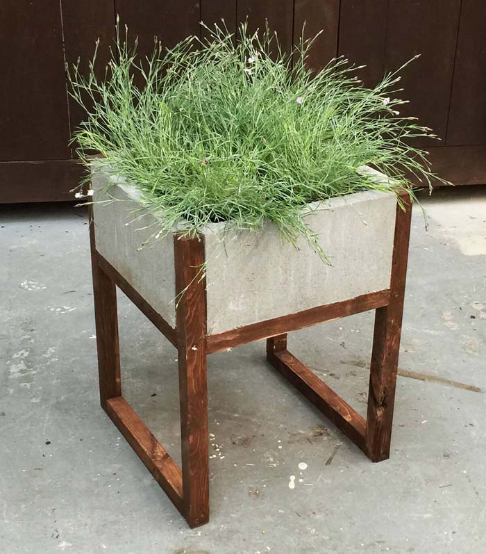 Modern Paver Planter #diy #concrete #backyard #decorhomeideas