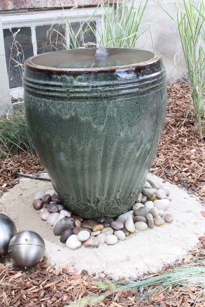 My Ceramic Pot Overfloweth Water Feature #diy #waterfeature #backyard #garden #decorhomeideas