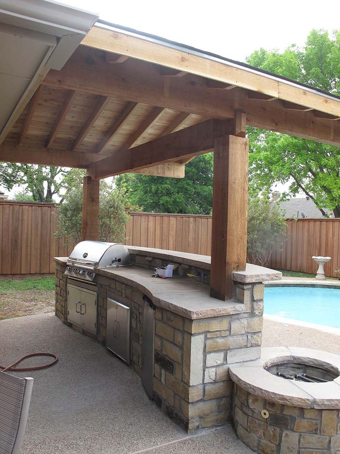 Natural Stone Bar with Grill and Fire Pit #outdoorkitchen #garden #ktichen #decorhomeideas