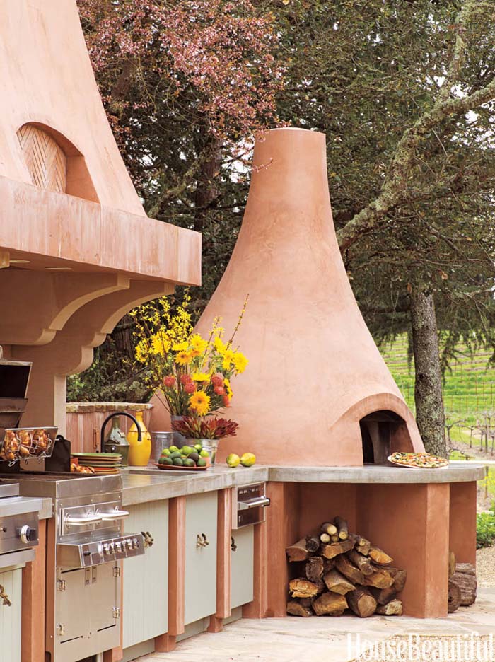 Outdoor Kitchen With Clay Pizza Oven #outdoorkitchen #garden #ktichen #decorhomeideas