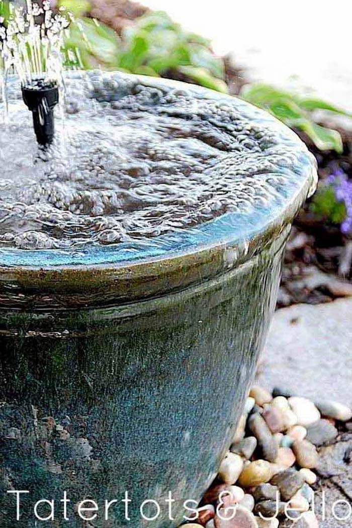 Overflowing Ceramic Pot Fountain #diy #waterfeature #backyard #garden #decorhomeideas