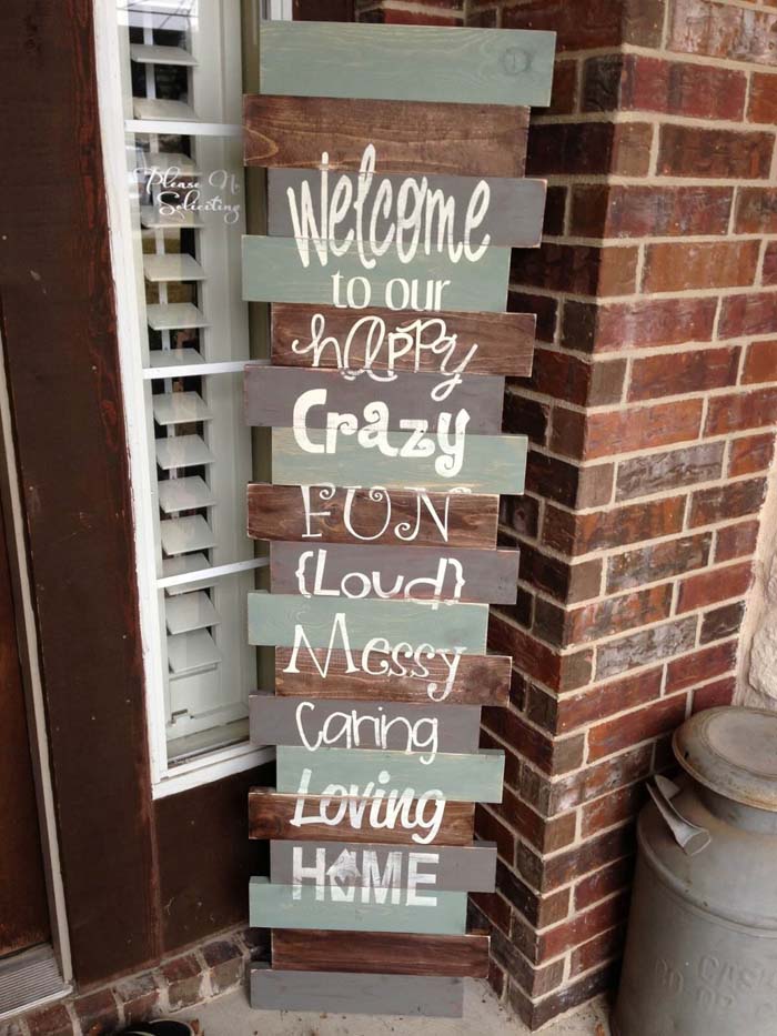 Porch Sign with Whimsical Lettering #diy #porch #sign #decorhomeideas