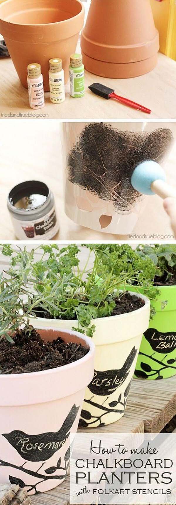 Pretty Chalkboard Stenciled Bird Planters #diy #flowerpot #garden #flower #decorhomeideas