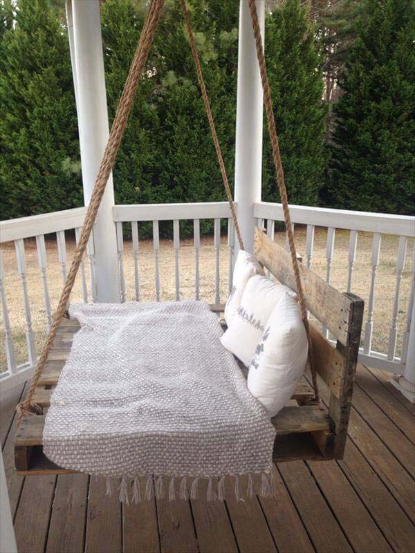 Repurposed Wooden Crate Swing #porch #swing #bed #decorhomeideas