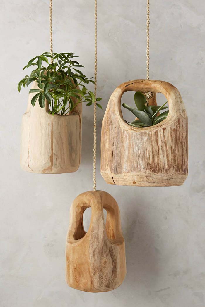 Rustic Carved Wooden Hanging Planters #diy #planter #flower #hanging #garden #decorhomeideas