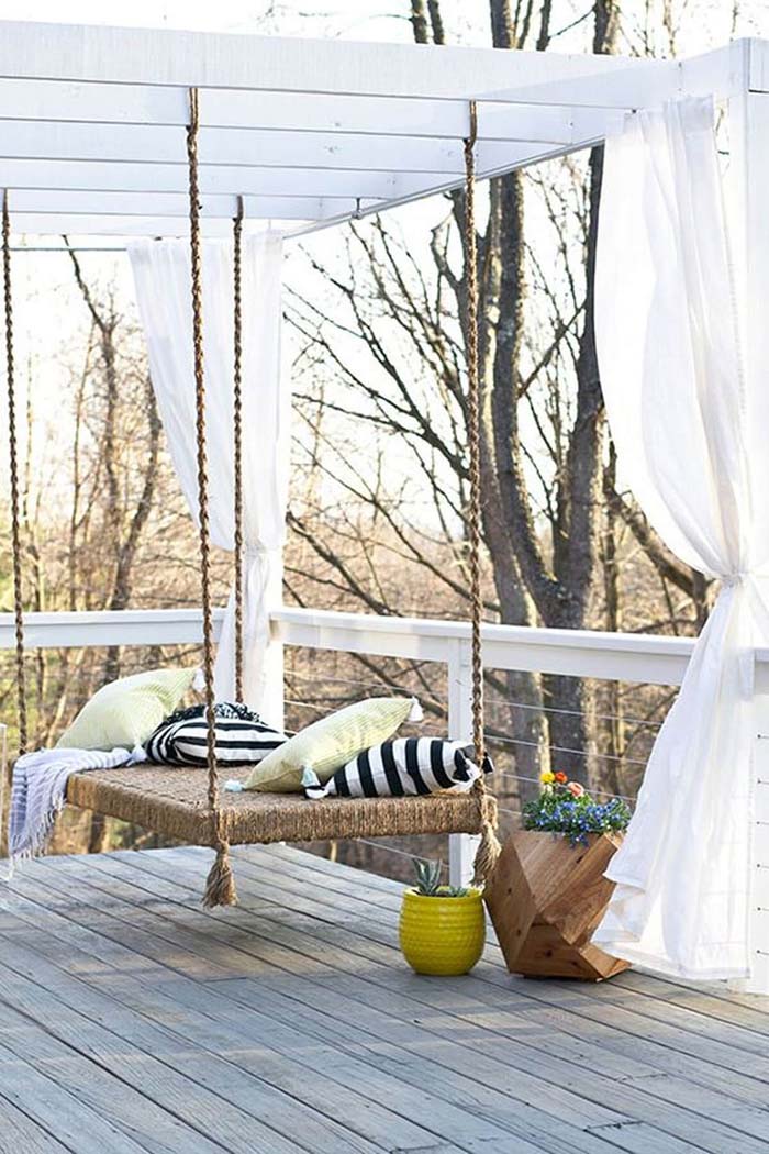 Rustic Rope Hanging Swing Bed #porch #swing #bed #decorhomeideas