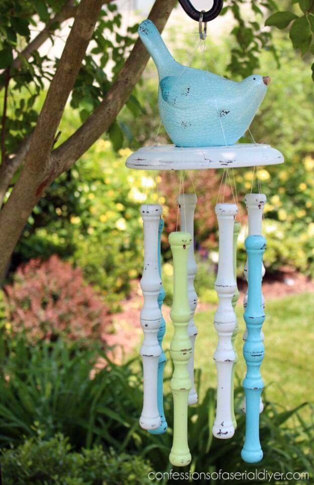 Spindle Wind Chimes #chair #diy #repurposed #decorhomeideas