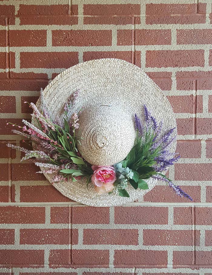 Sweet and Simple Floral Straw Farm Hat #farmhouse #summer #decor #decorhomeideas