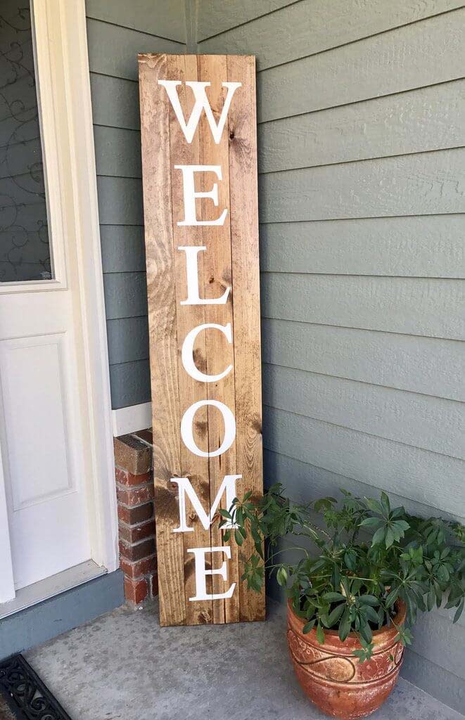 Tall Rustic Wooden Welcome Sign #porch #summer #decor #decorhomeideas