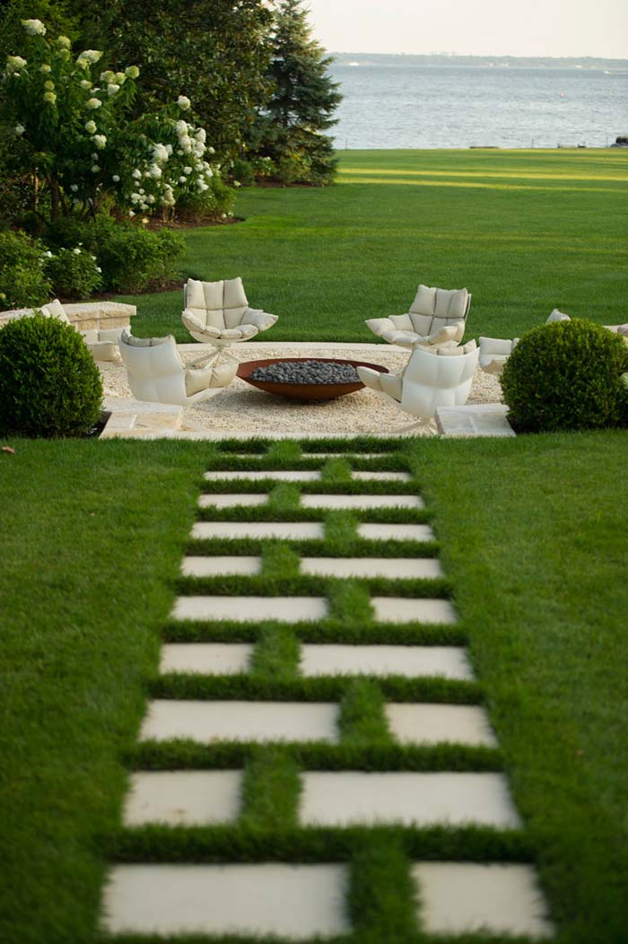 The Journey is More Important than the Destination #steppingstones #garden #backyard #pathway #decorhomeideas