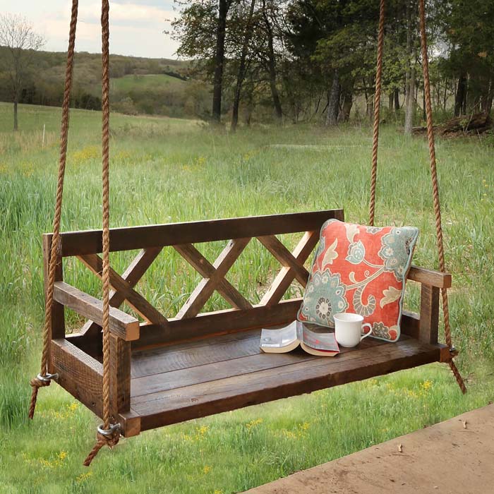 Whimsical and Romantic Porch Swing #diy #backyard #projects #decorhomeideas