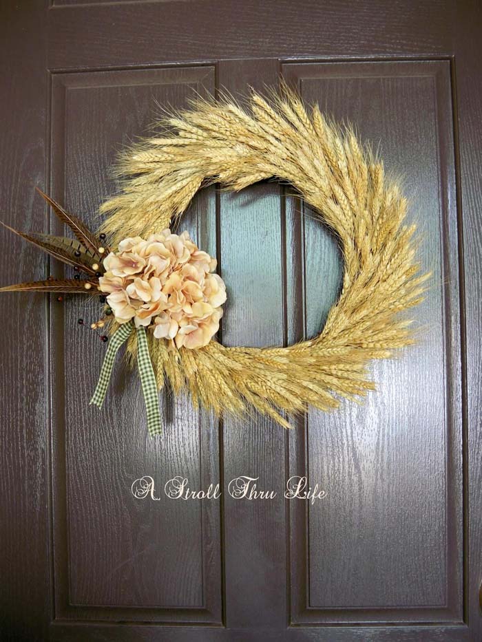 Wreaths Made of Things Other Than Flowers #veranda #decor #rustic #decorhomeideas