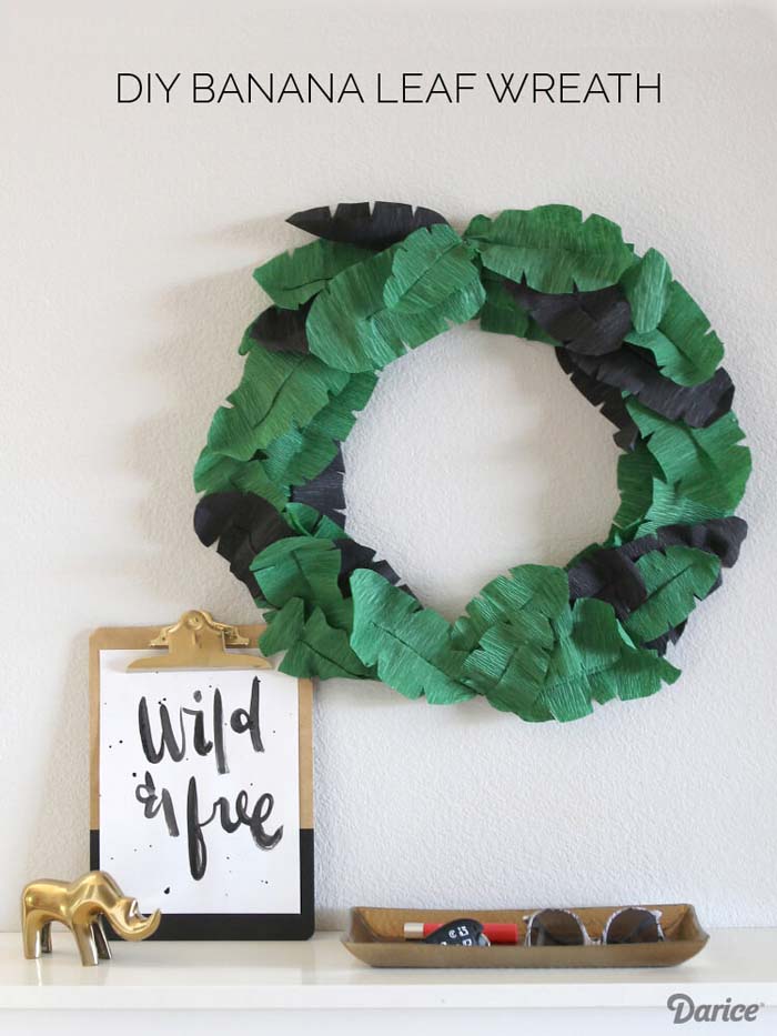 Banana Leaf Wreath #diy #summer #wreath #decorhomeideas