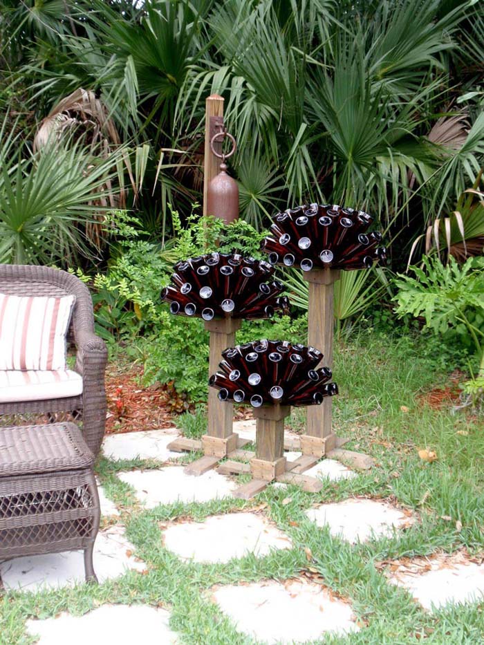 Beer Bottle Tree Cap and Base #garden #upcycled #diy #decorhomeideas