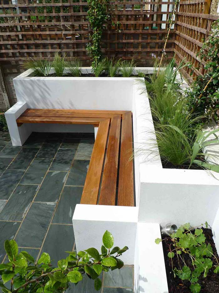 Built-In Patio Planter with Bench #diy #planter #garden #decorhomeideas
