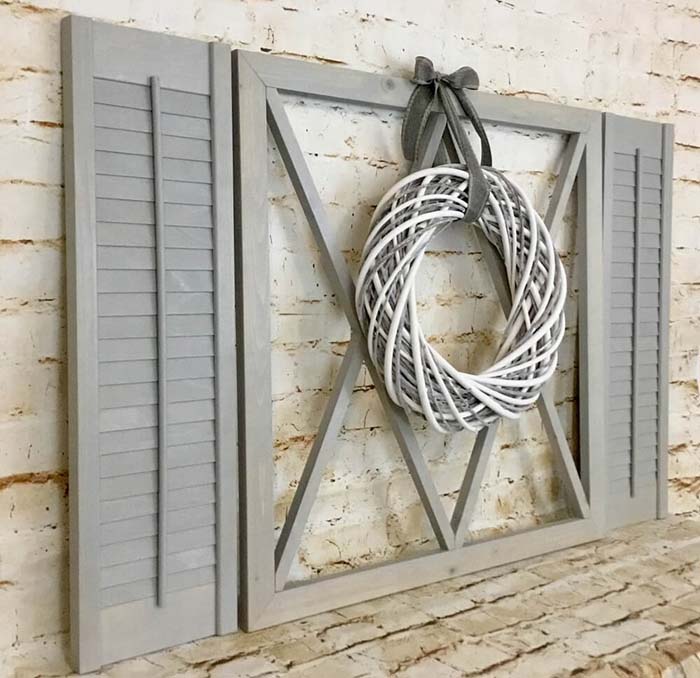 Coastal Window Shutter Display #coastal #beach #decor #decorhomeideas