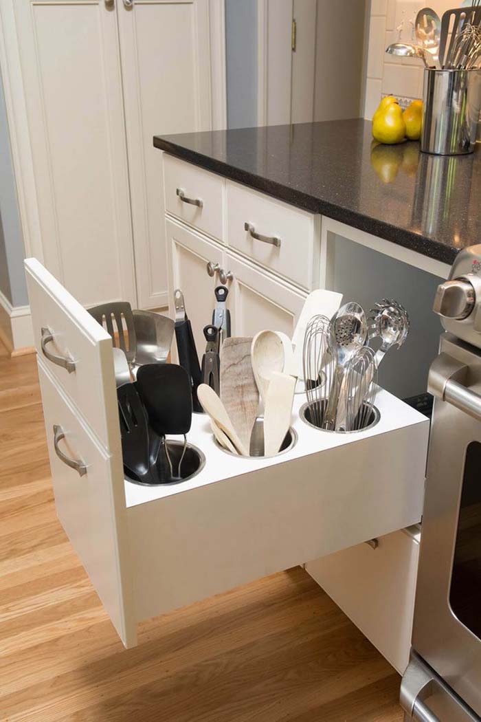 De-clutter Your Counter Space with Hidden Utensil Caddies #storage #builtin #decor #decorhomeideas