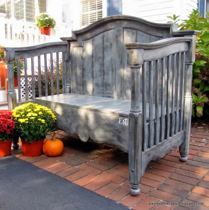 Decorative Bench From an Old Crib #diy #outdoor #furniture #decorhomeideas