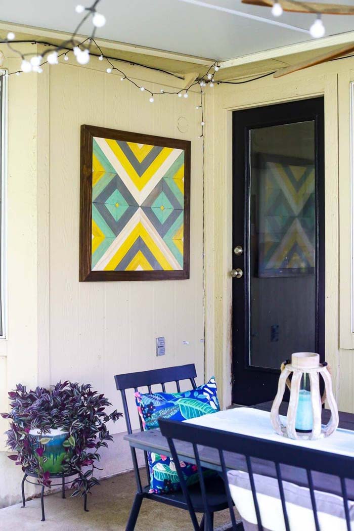 DIY Outdoor Wall Art #diy #decor #porch #decorhomeideas