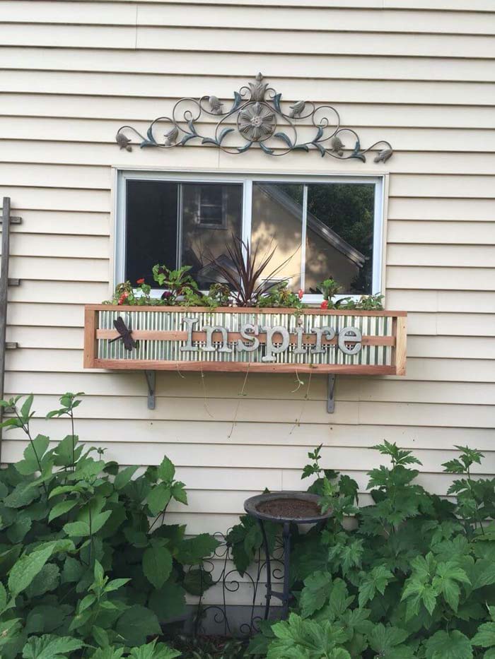 Farmhouse Tin and Wood Box #planter #box #window #decorhomeideas