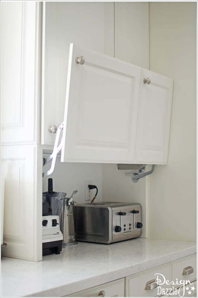 Hide Kitchen Electronics in a Flip-up Cabinet #storage #builtin #decor #decorhomeideas