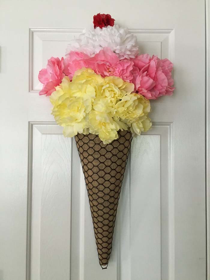 Ice Cream Cone Wreath #diy #summer #wreath #decorhomeideas