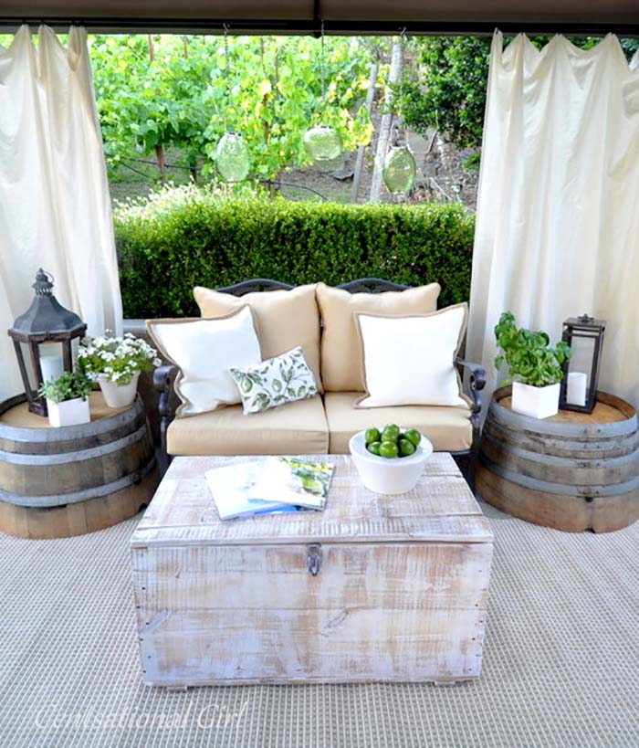 Love Seat and Washtub Tables #diy #patio #decorations #decorhomeideas