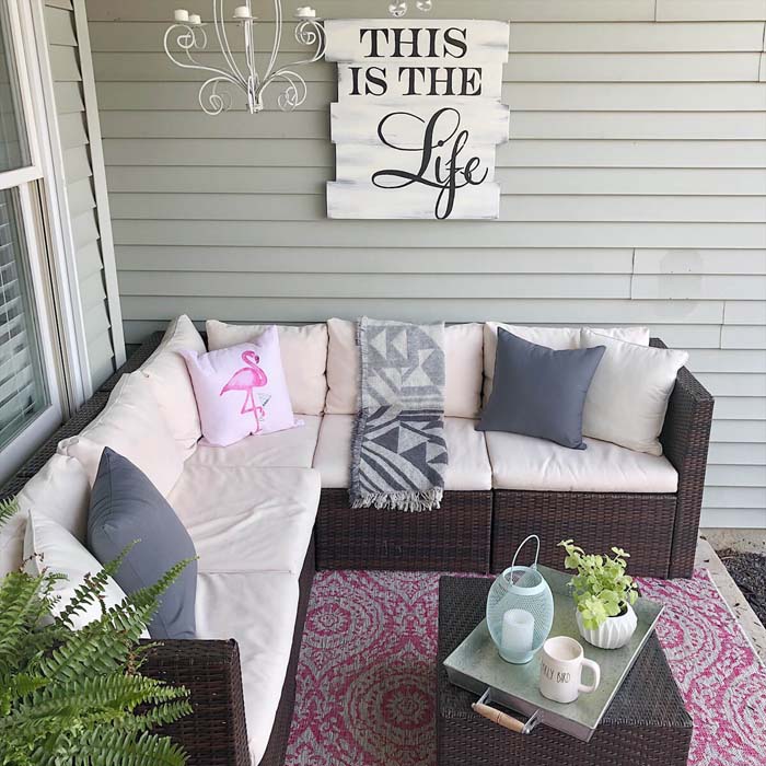 Mini Front Porch Ideas #backyard #sitting #area #decorhomeideas