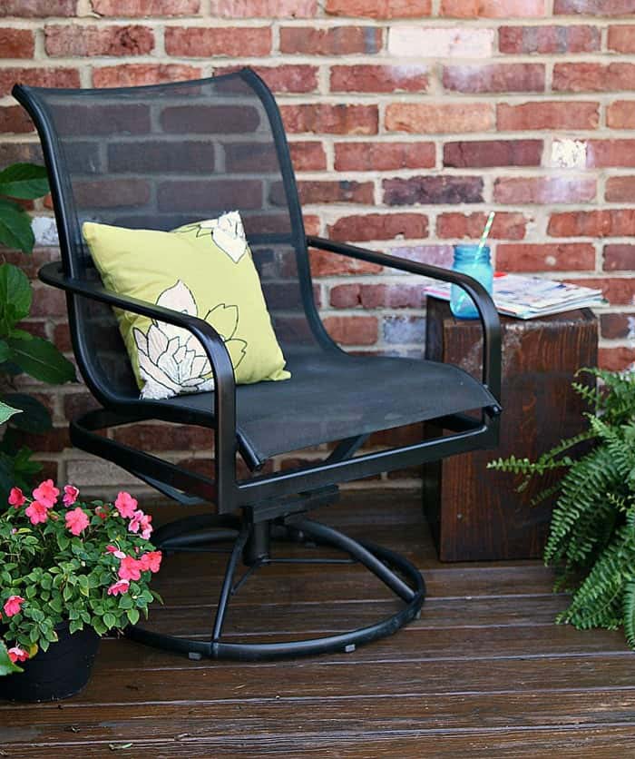 Paint Mesh Metal Patio Furniture #diy #outdoor #furniture #decorhomeideas