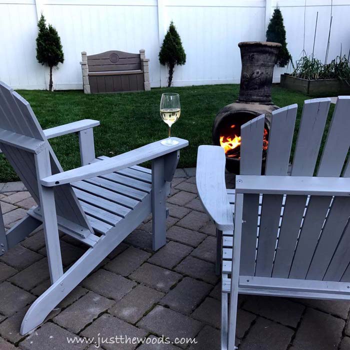 Painted Adirondack Chairs #diy #outdoor #furniture #decorhomeideas