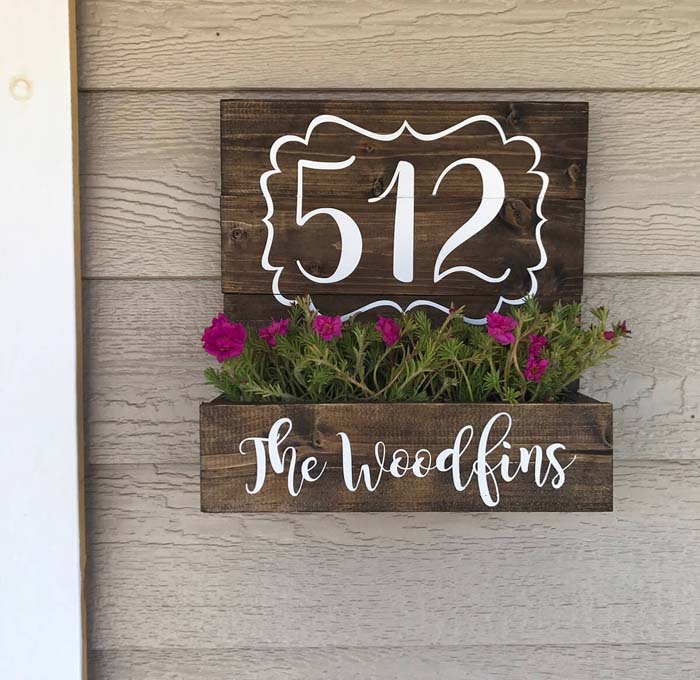 Planter Box with House Numbers #porch #wall #decor #decorhomeideas