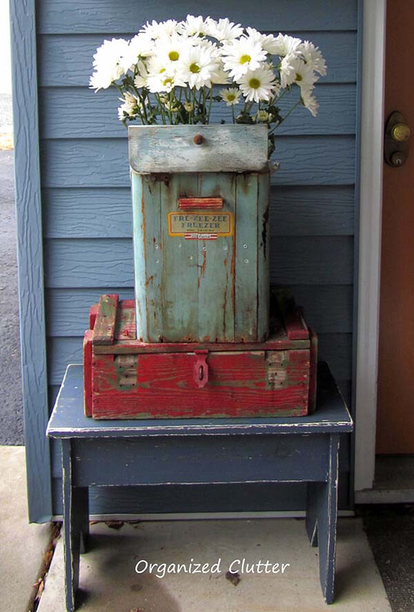 Planters From Garden Junk #diy #planter #porch #decorhomeideas