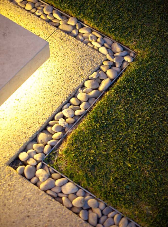 Recessed Lighting along the Edge #lighting #landscape #garden #decorhomeideas