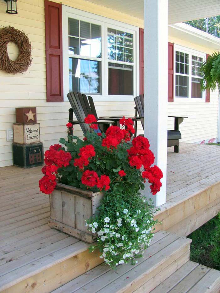 Reclaimed Wooden Box #diy #planter #porch #decorhomeideas