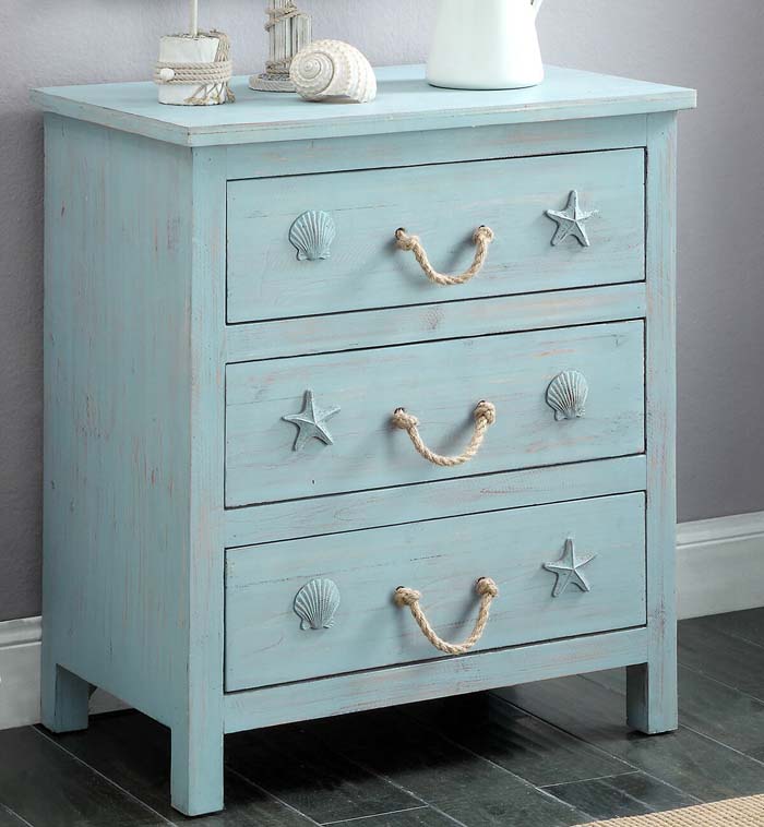 Rustic Dresser Designed for a Beach Enthusiast #beach #coastal #decoration #decorhomeideas