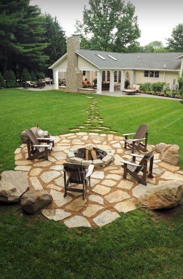 Stone Footpath Leading to a Gorgeous Pit #diy #round #firepit #decorhomeideas