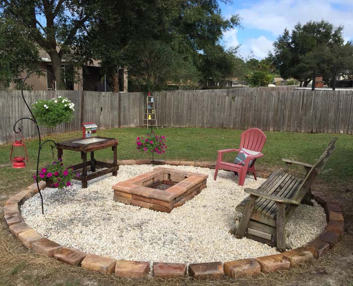 A Stone Grilling Pit for your Backyard #diy #round #firepit #decorhomeideas