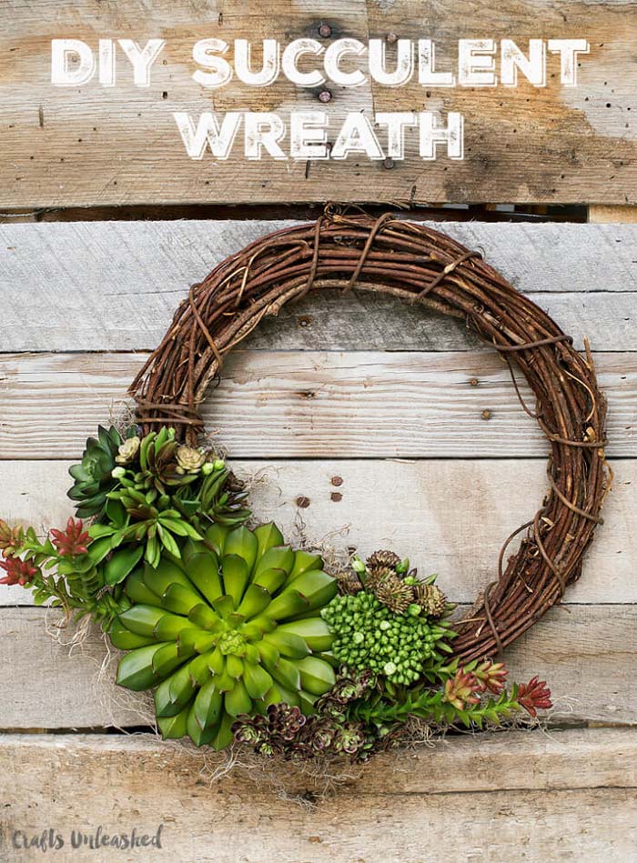 Succulent DIY Wreath #diy #summer #wreath #decorhomeideas