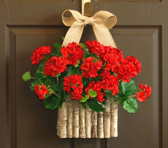 Summer Wreath Idea with Geraniums #diy #summer #wreath #decorhomeideas