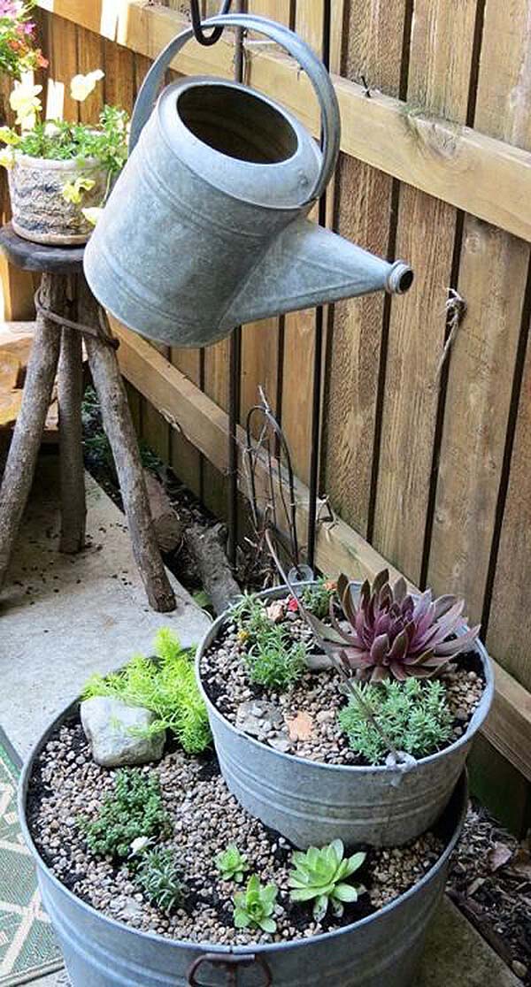 Watering Bucket Flower Tower #diy #flowertower #garden #decorhomeideas